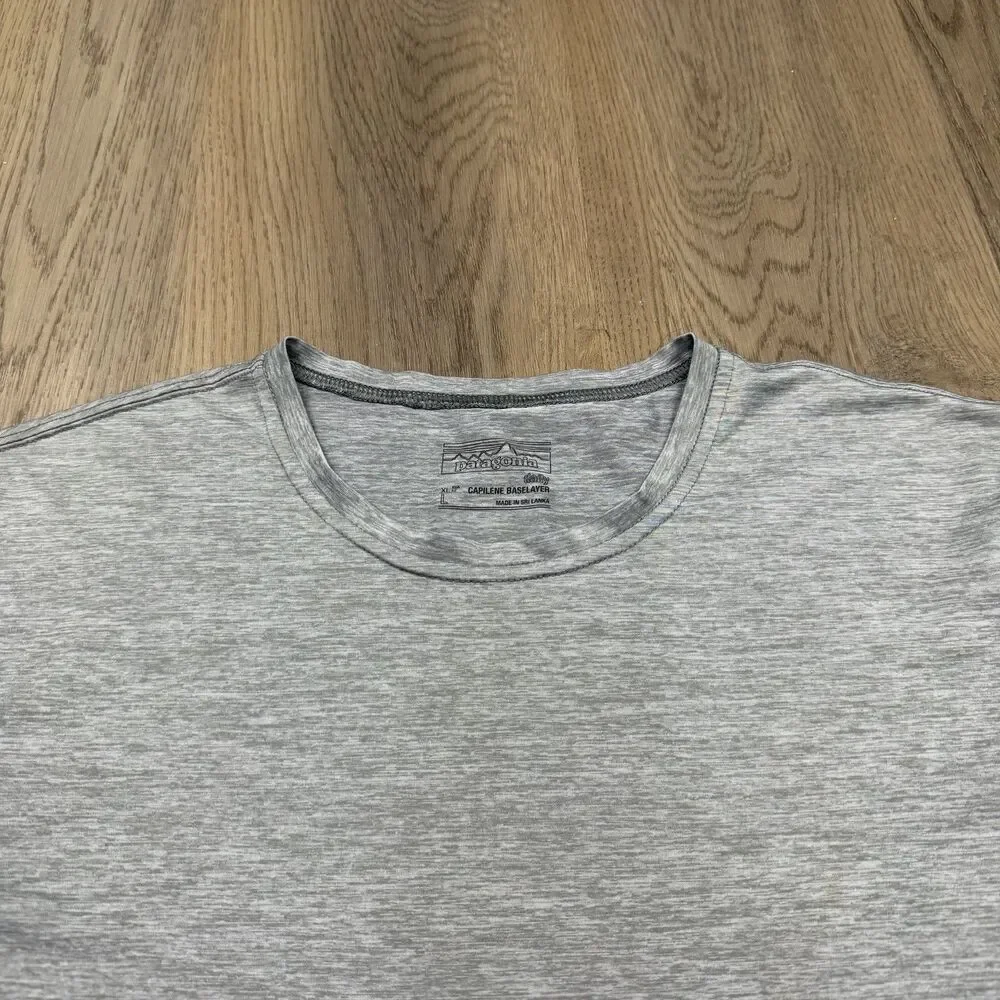 Patagonia Capilene Daily Shirt Mens XL Gray Short Sleeve Baselayer Training Tee - Picture 3 of 11